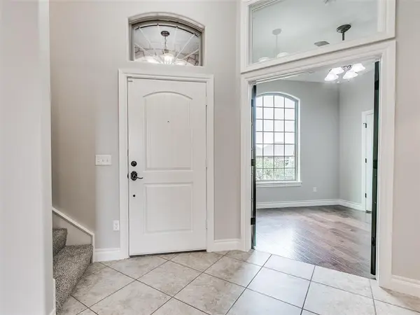 308 Madison Place DR, Moore, OK 73160