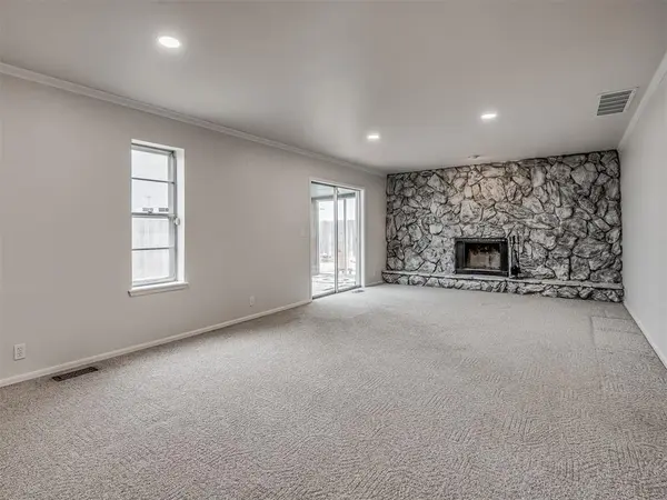 3501 Wynn CIR, Edmond, OK 73013