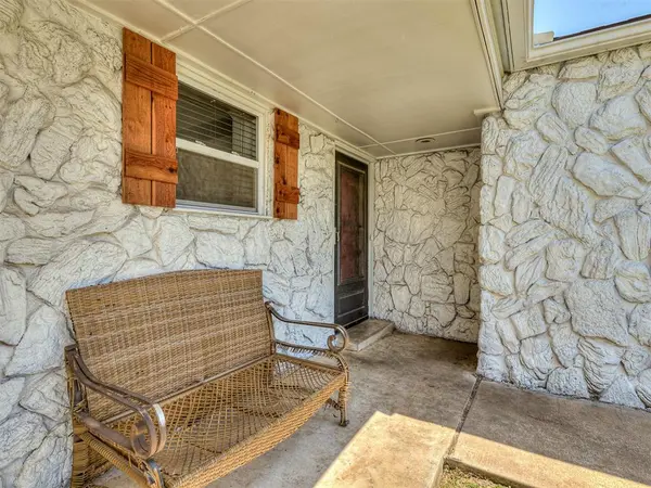 3513 Wynn CIR, Edmond, OK 73013