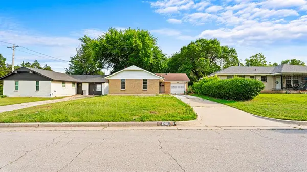 1204 NW 89th ST, Oklahoma City, OK 73114