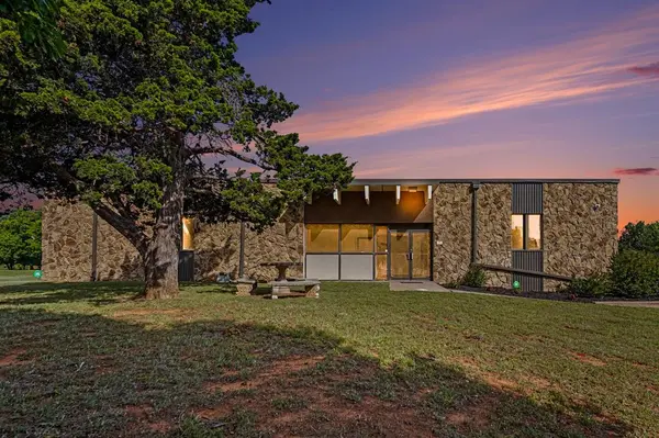 200 Sigma PL, Guthrie, OK 73044