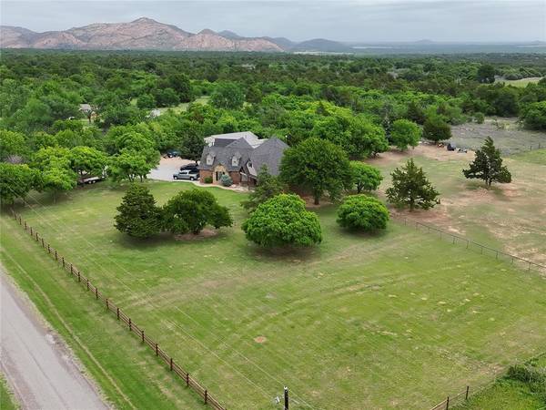 15284 S County Road 208, Blair, OK 73526