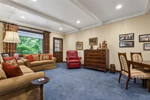 712 East DR, Edmond, OK 73034