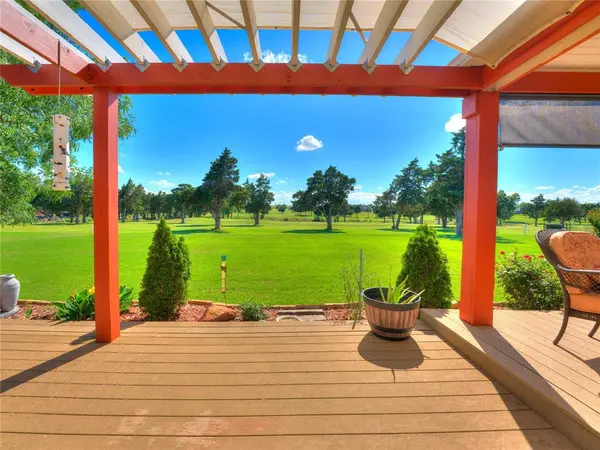 1725 Cedar Valley MNR, Guthrie, OK 73044