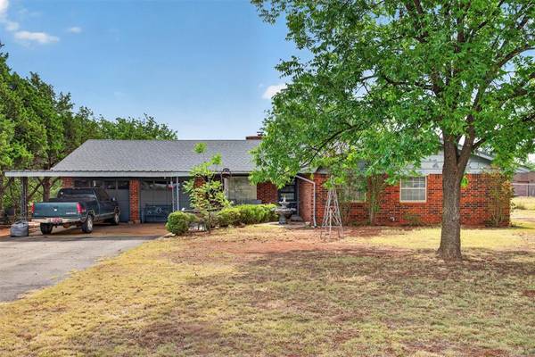 1600 Electra ST, Sayre, OK 73662
