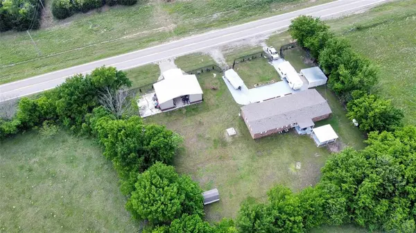 104102 N 48 HWY, Okemah, OK 74859