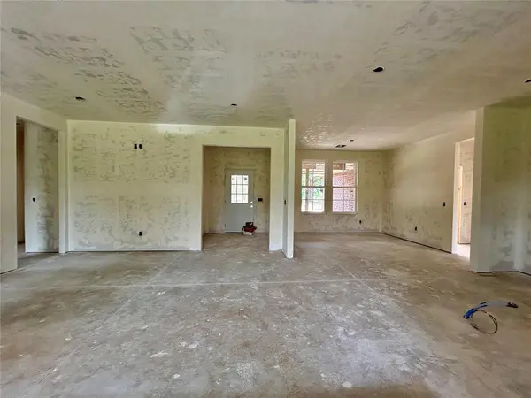 2465 Gina CT, Guthrie, OK 73044