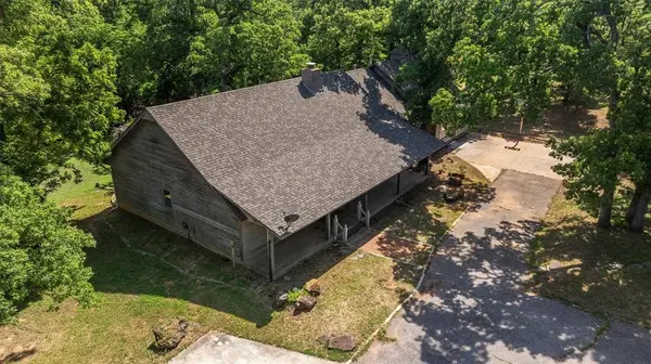 1600 E Covell RD, Edmond, OK 73034