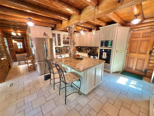 10813 S Peggy Lou DR, Oklahoma City, OK 73165
