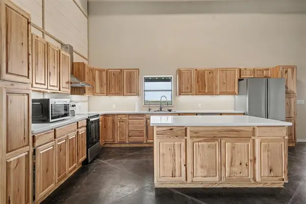 16349 S County Road 197, Olustee, OK 73560