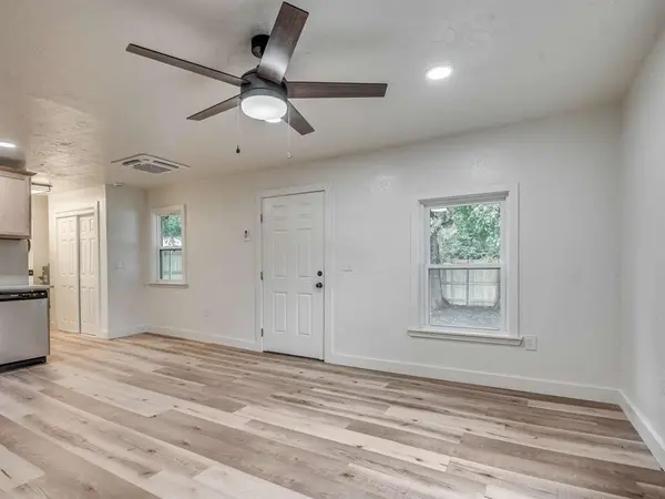 1625 NW 2nd ST, Oklahoma City, OK 73106