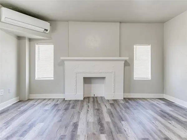 1820 NW 11th ST, Oklahoma City, OK 73106
