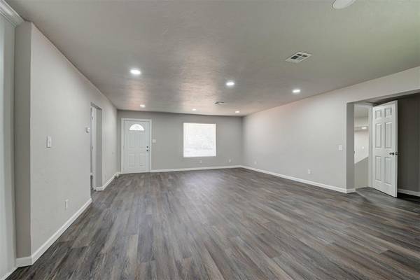 420 E 12th ST, Chandler, OK 74834