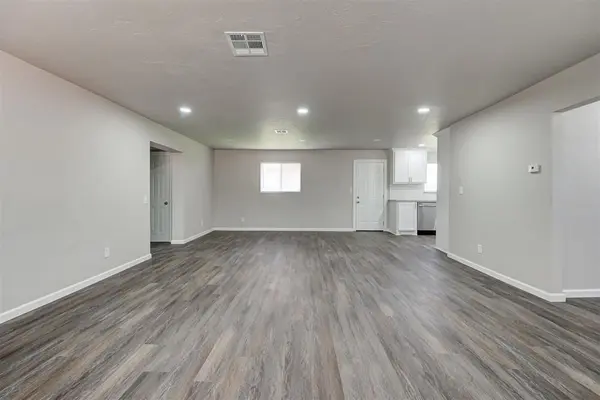 420 E 12th ST, Chandler, OK 74834