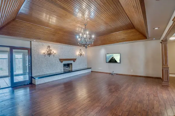 8113 NW 118th ST, Oklahoma City, OK 73162