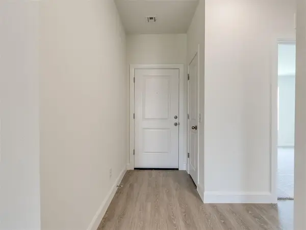 924 Hazy Brook CIR, Chickasha, OK 73018