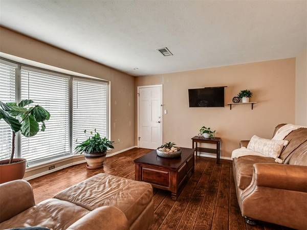 2527 NW 62nd ST #219, Oklahoma City, OK 73112
