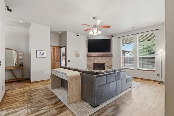 7412 Stinchcomb DR, Oklahoma City, OK 73132