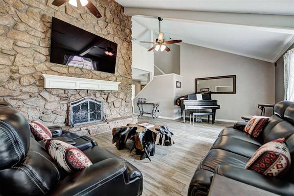 10500 McClain AVE, Yukon, OK 73099