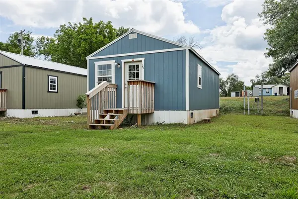 1313 Boren BLVD, Seminole, OK 74868