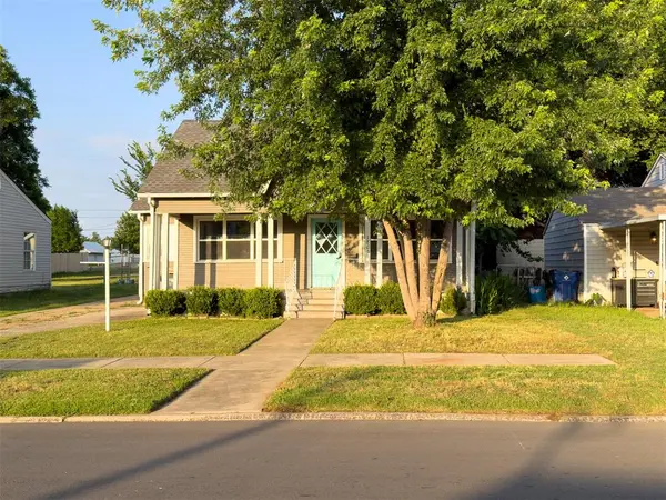1809 S 14th ST, Chickasha, OK 73018
