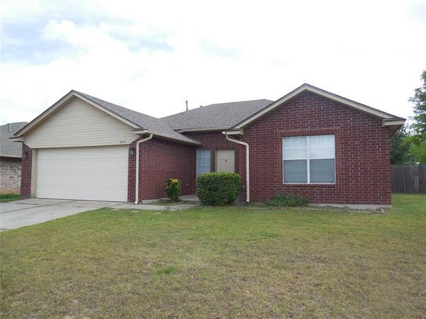3417 Shadow ST, Norman, OK 73071