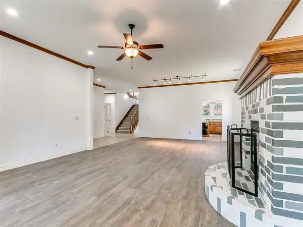 19316 Cade CT, Edmond, OK 73012