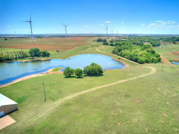 16248 N Evans RD, Okarche, OK 73762