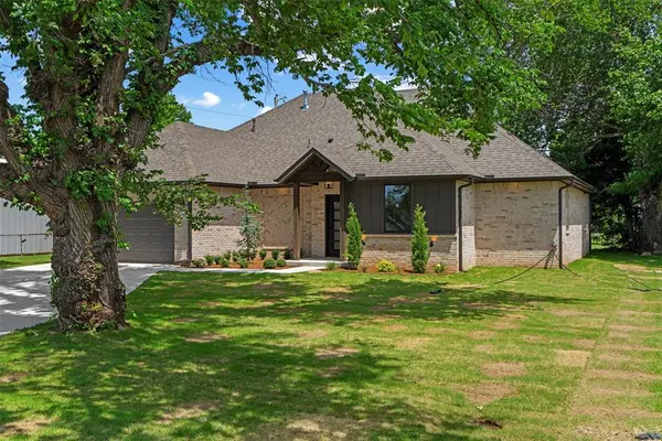 267 NW 10th ST, Newcastle, OK 73065