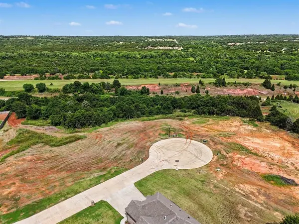 9110 Timber PASS, Guthrie, OK 73044
