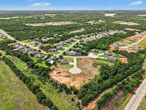 9130 Timber PASS, Guthrie, OK 73044