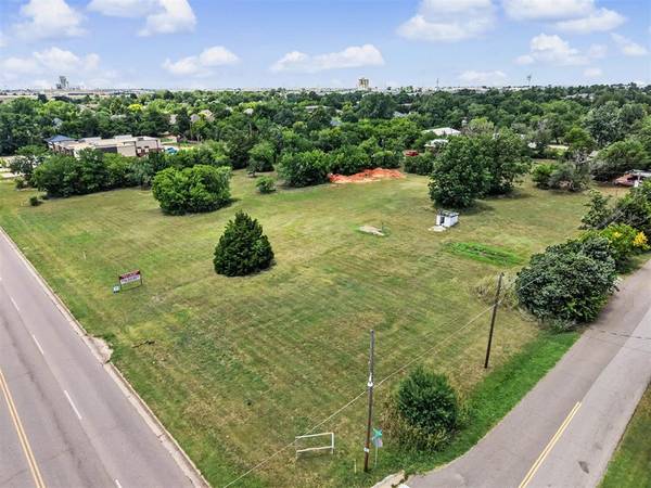 109 E memorial RD, Edmond, OK 73114
