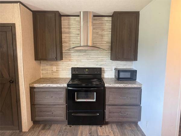 6970 Stephens RD, Hinton, OK 73047