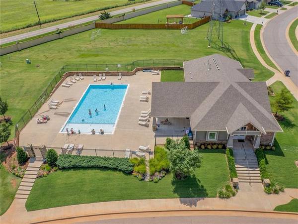 9309 NW 146th ST, Yukon, OK 73099
