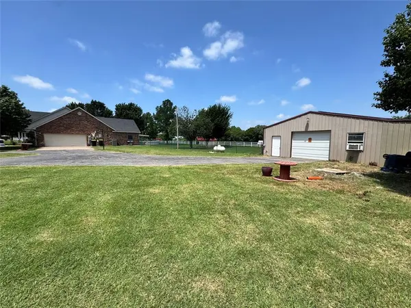 24505 234 ST, Purcell, OK 73080