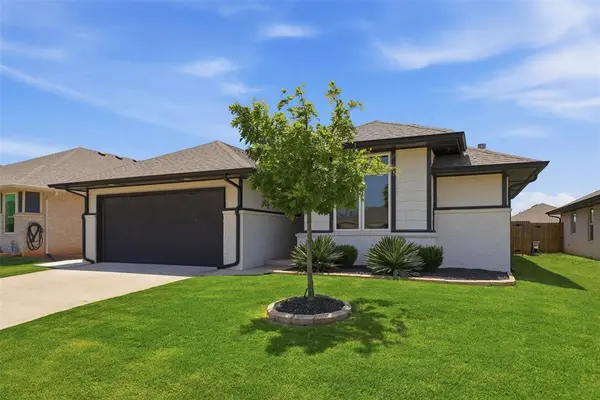 3424 NW 159th ST, Edmond, OK 73013