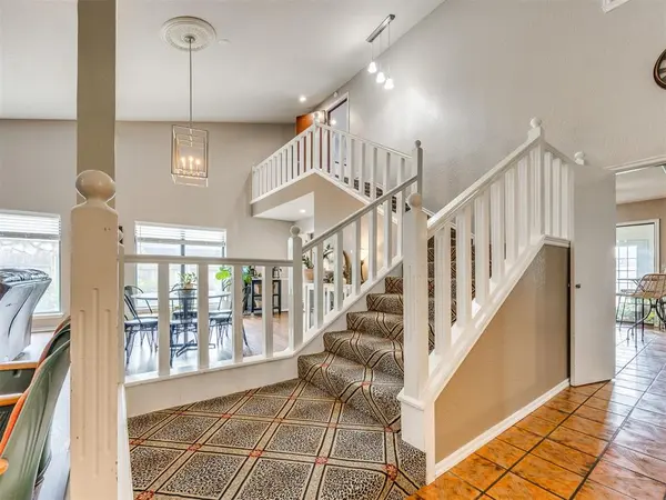 6612 Briarcreek DR, Oklahoma City, OK 73162