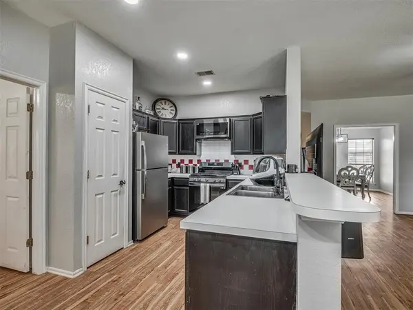 12317 NW 3rd ST, Yukon, OK 73099