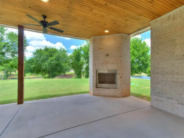 2218 Winter Creek BLVD, Blanchard, OK 73010