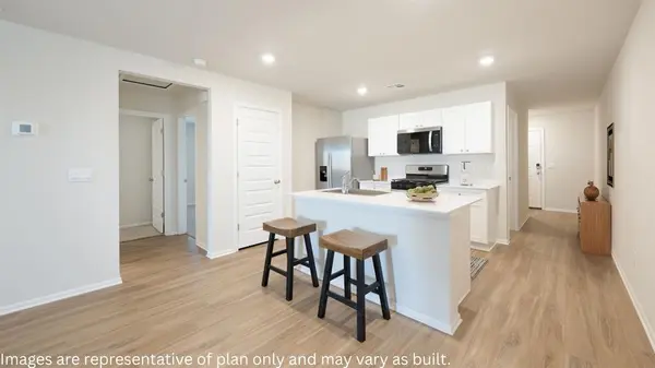 11605 SW 38th ST, Mustang, OK 73064