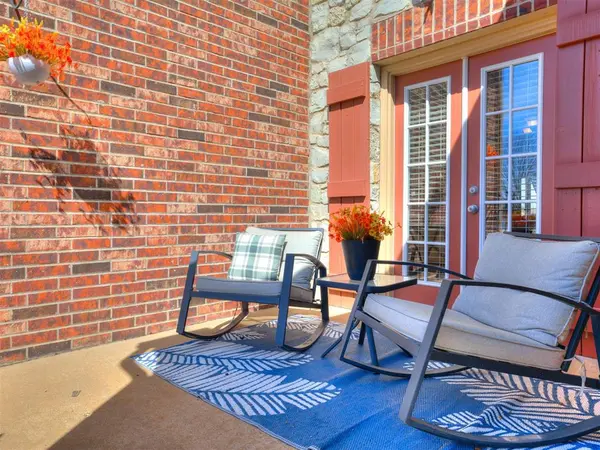 8311 N 99th E AVE, Owasso, OK 74055