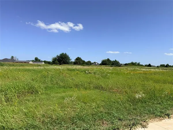 4391 Largo, Edmond, OK 73025
