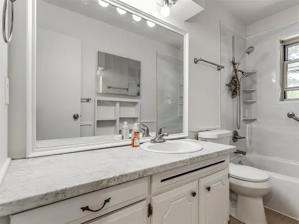 1333 NW 104th TER, Oklahoma City, OK 73114