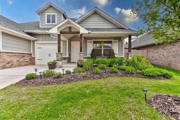 12413 SW 30th ST, Yukon, OK 73099