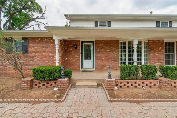 2909 Short DR, Edmond, OK 73034