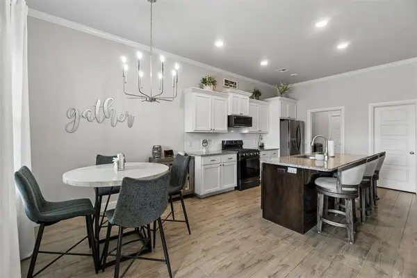 10005 Glover River DR, Yukon, OK 73099