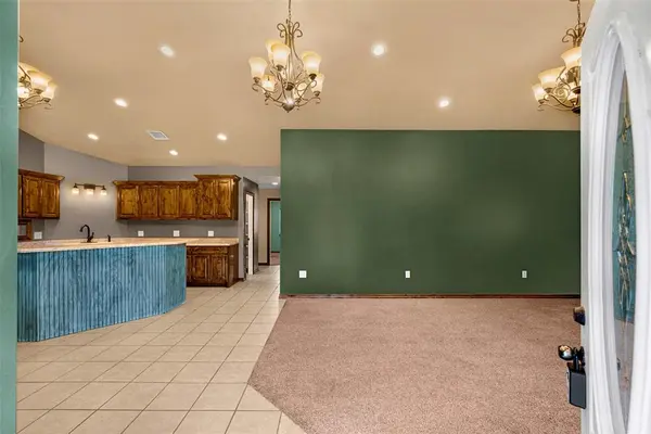 16156 County Road 1250, Binger, OK 73009