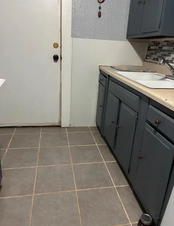 507 W Cypress ST, Altus, OK 73521