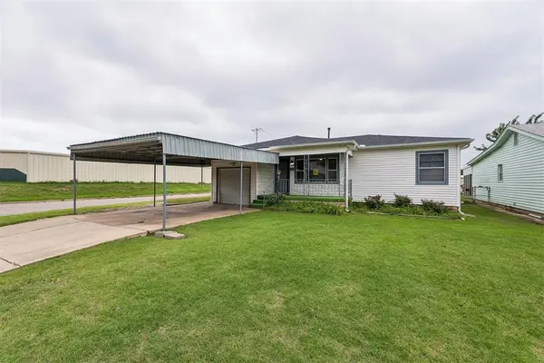 1129 N McKinley AVE, Shawnee, OK 74801