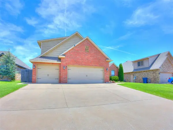 712 Kearny LN, Yukon, OK 73099